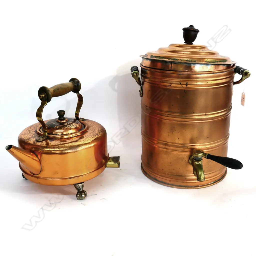 ELECTRIC COPPER KETTLE AND TEA URN. H.390mm Image 1++