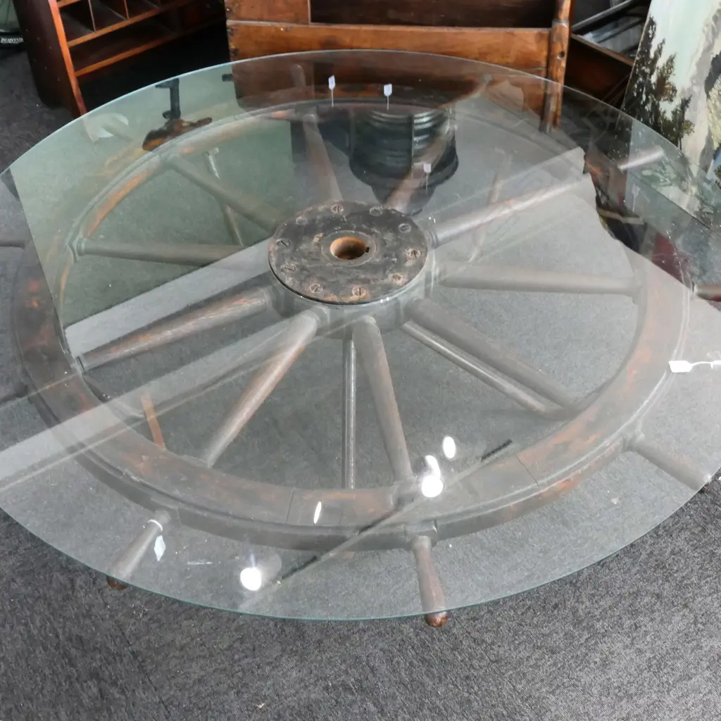 (M5) SHIP'S WHEEL FROM A THAMES TRADER Image 1++