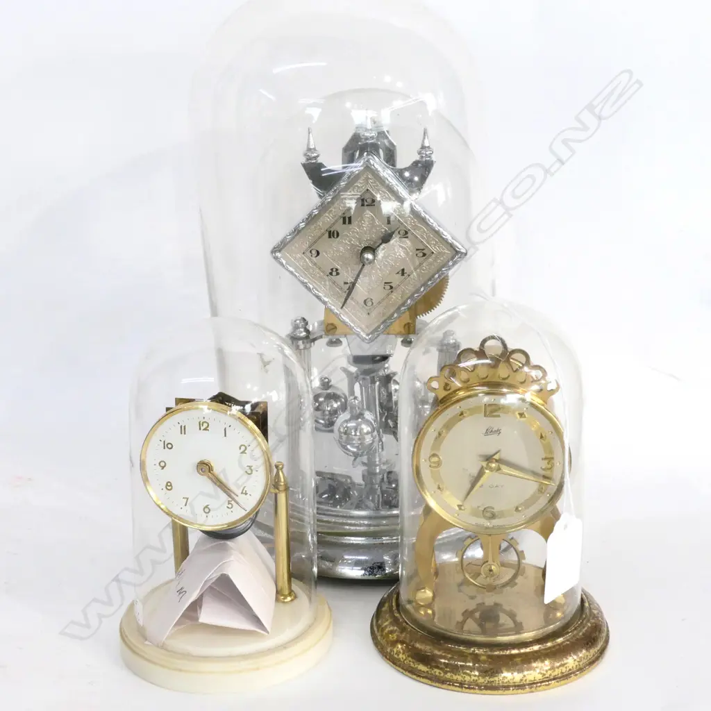 400 DAY DOME CLOCK & 2 SMALL DOME CLOCKS . TALLEST H.290mm Image 1++