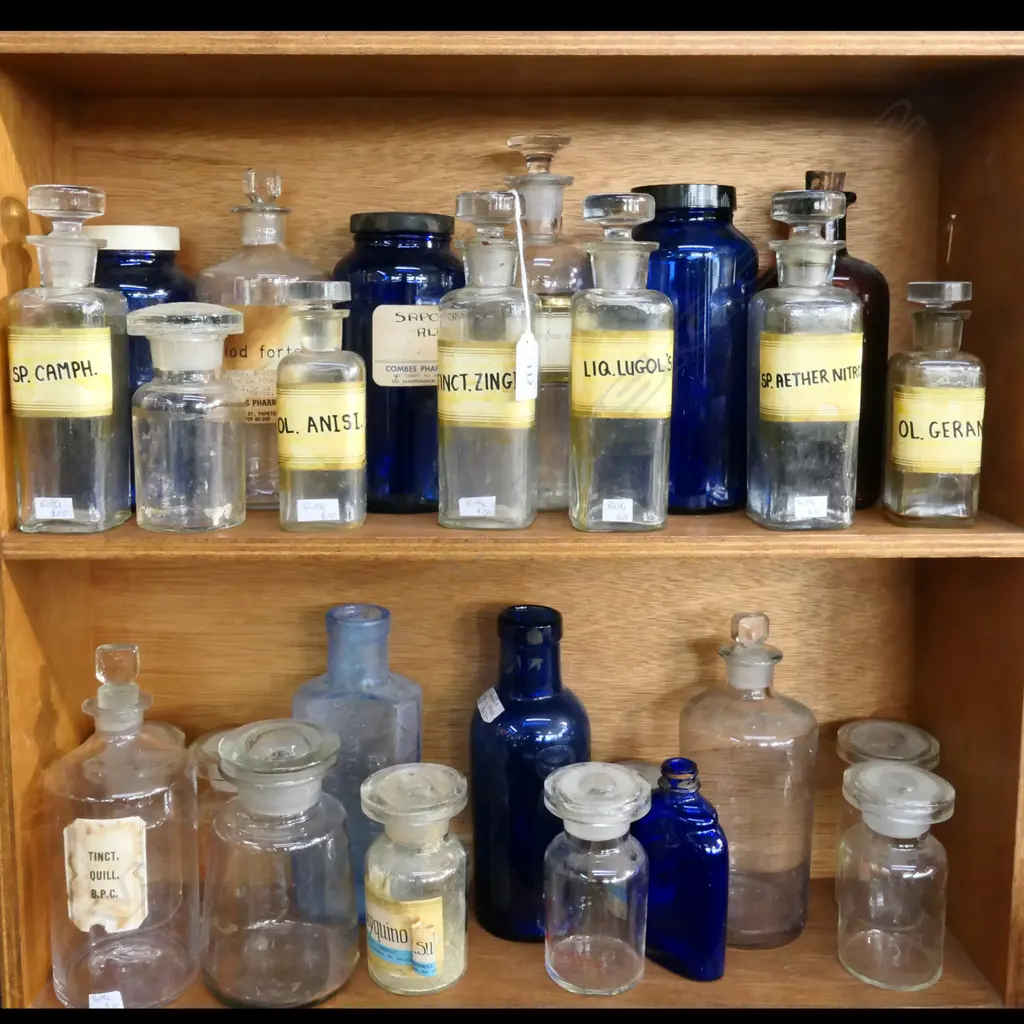 APPROX 26 MISC COLOURED/CLEAR CHEMIST'S BOTTLES, INCL BLUE GLASS 'POISONS' Image 1++