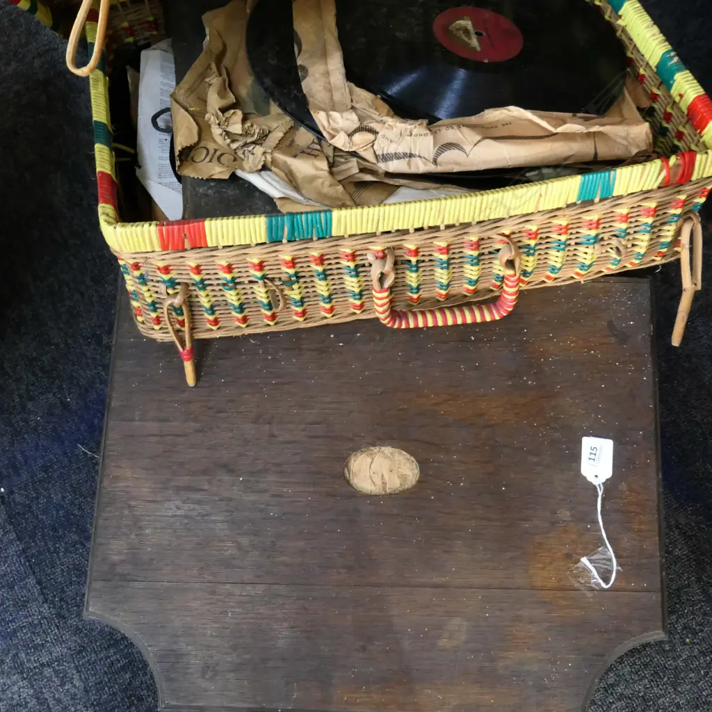 CANTEEN CUTLERY BOX, ASST 78 RECORDS & BAG ASST DOOR FITTINGS Image 1++