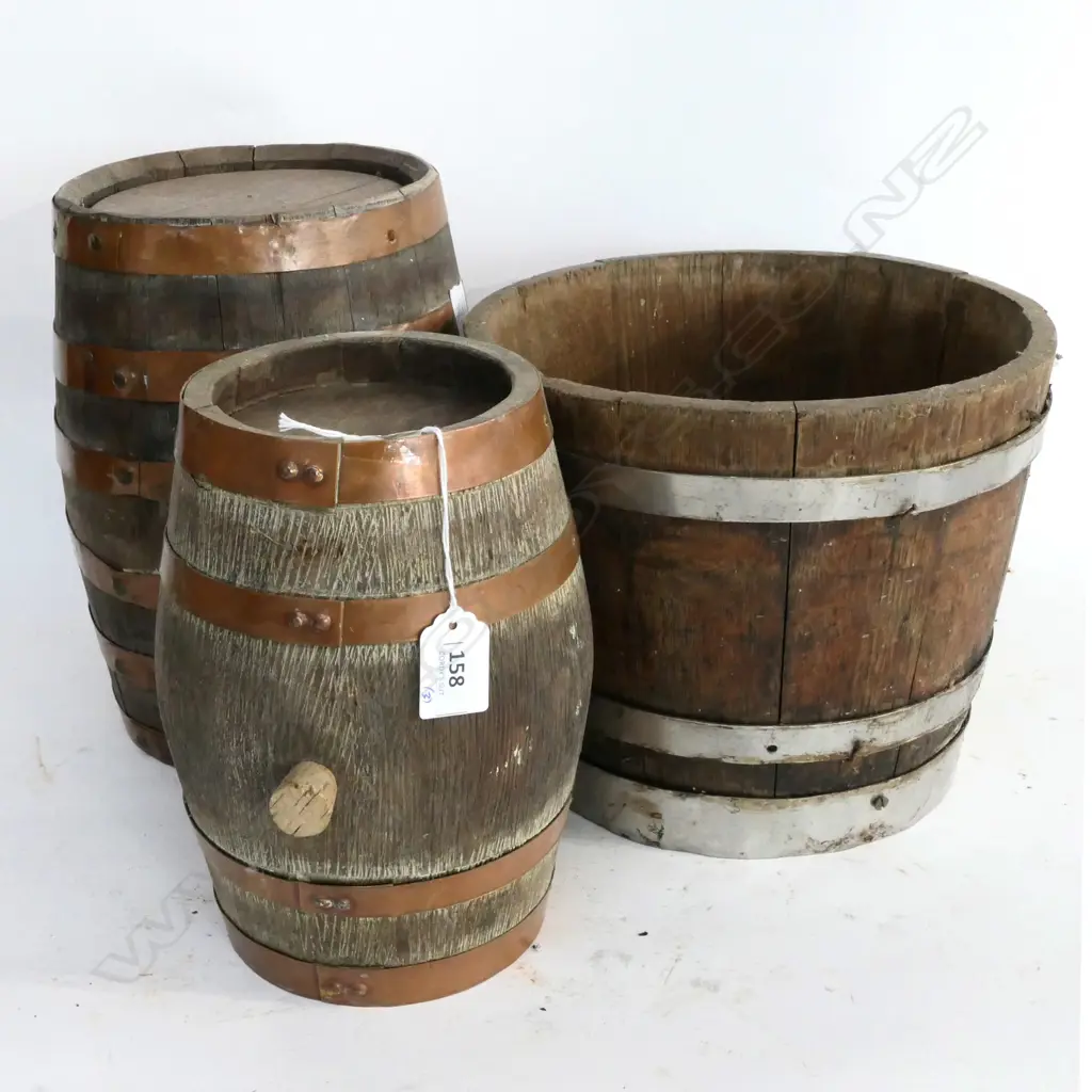 2 SMALL COOPERED BARRELS & HALF BARREL H.260mm Image 1++
