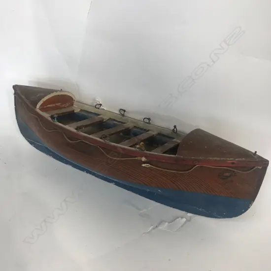 PERIOD MODEL LIFEBOAT FROM “S.S.WAIRARAPA”,