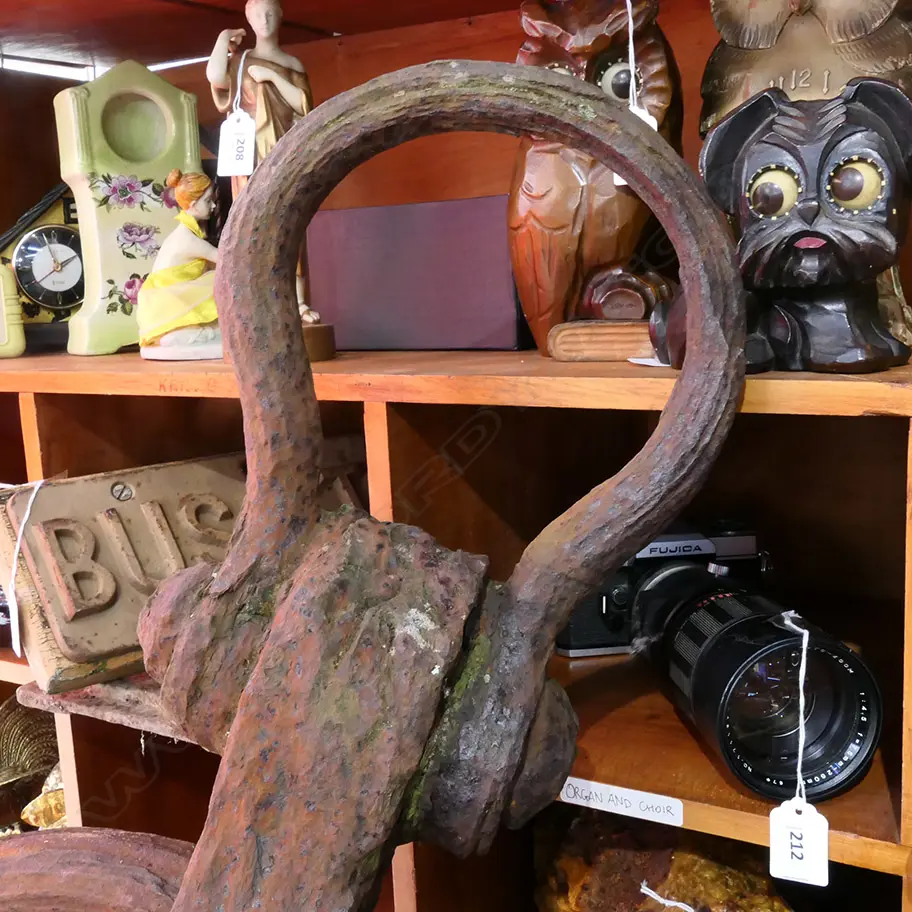 (M37) ANCHOR, ADMIRALTY PATTERN, EARLY 19thC, RECOVERED FROM WHITIANGA HARBOUR. H.1700mm Image 1++