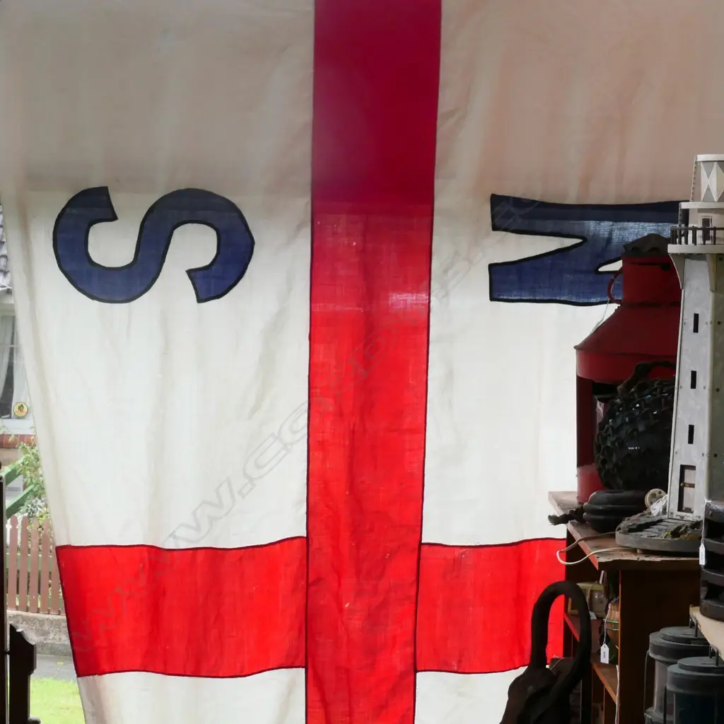 N.Z.S.Co. SHIP'S FLAG, SOME DISTRESS. 2900x 1600mm Image 1++