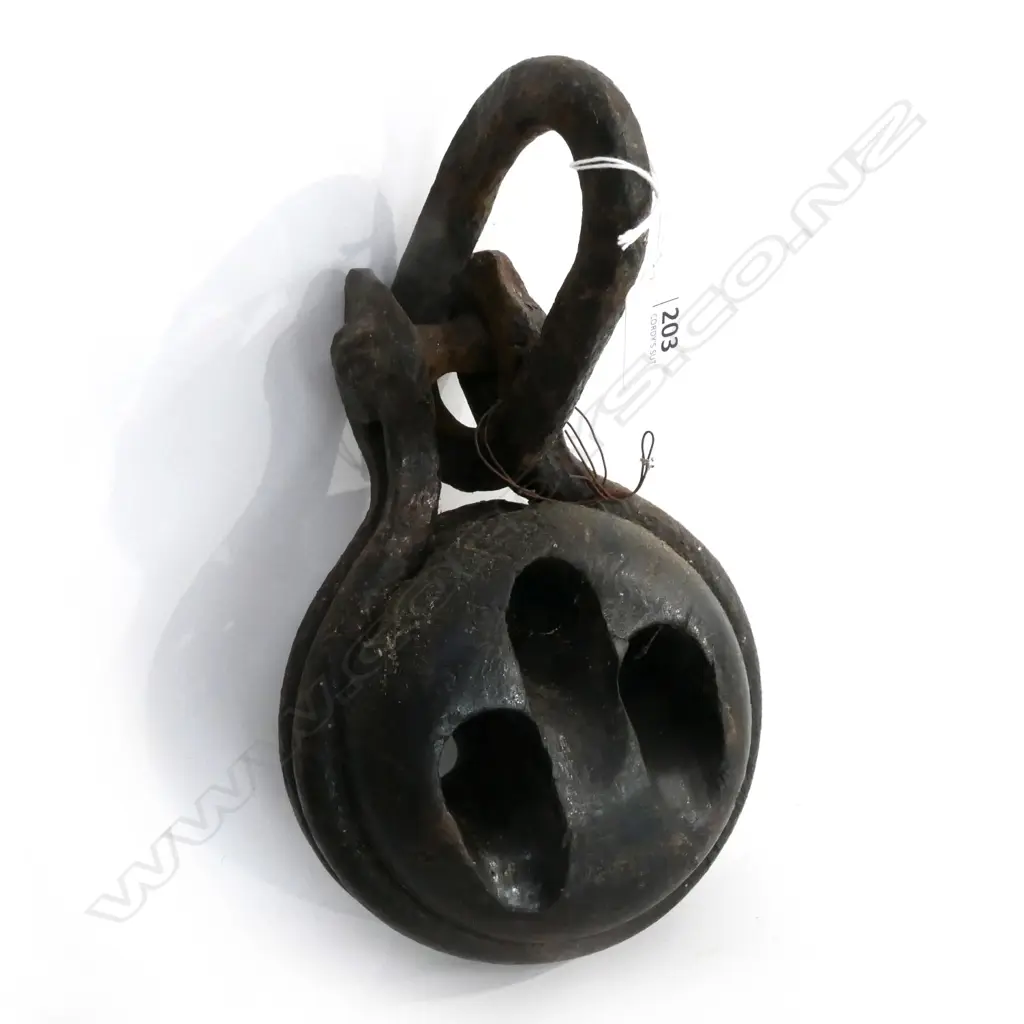 LIGNUM VITAE WOOD THREE HOLE 'DEAD HOLE' BELAY DEVICE L.300mm Image 1++