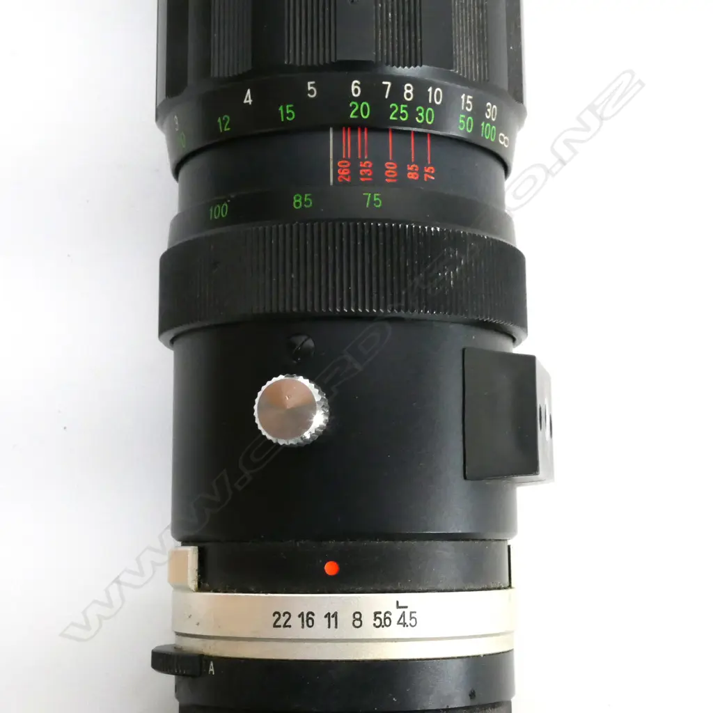 ASST BOX BROWNIE AND FUJICA SLR CAMERAS Image 1++