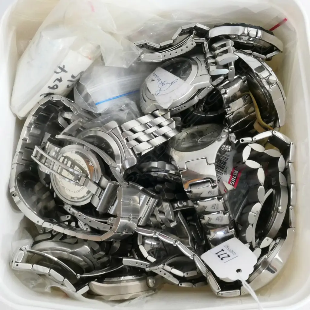QTY ASST WRISTWATCHES AF Image 1++