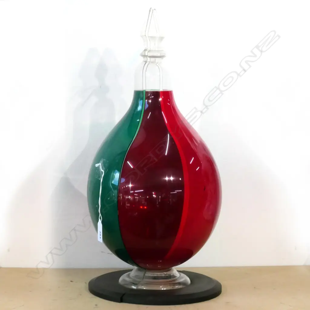 (P8) PHARMACY PERSPEX DISPLAY HALF MODEL FLASKS RED/GREEN. MADE BY MAW OF LONDON. H.500mm Image 1++