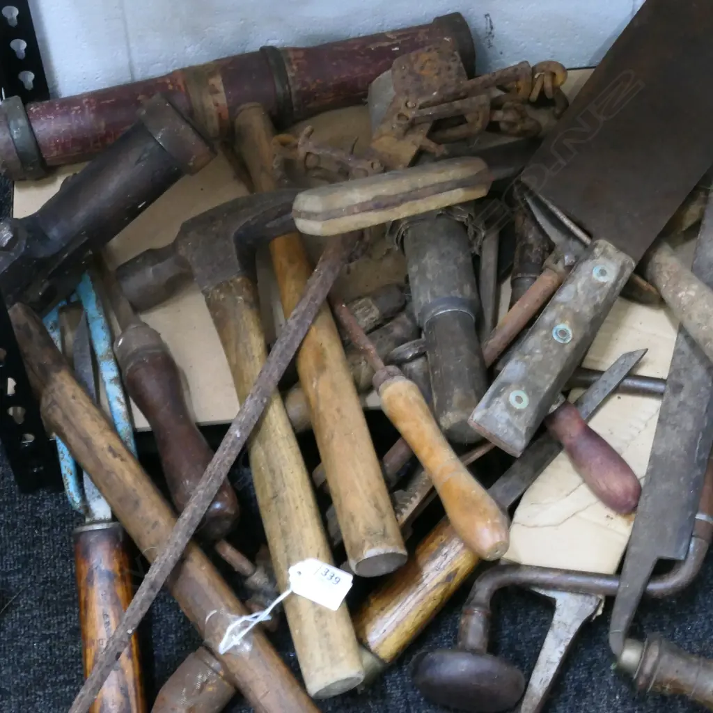 LGE QTY SHIPWRIGHT'S TOOLS INCL CAULKING HAMMERS, SPOKESHAVES, ETC. Image 1++
