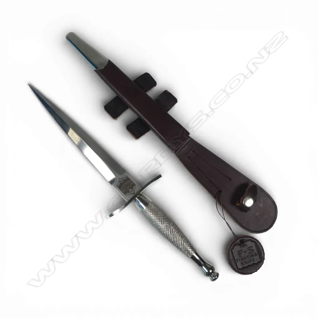 Replica Fairbairn-Sykes 1st Pattern Commando Knife by Peter Parkinson NZ with 3" curved crossguard, Image 1++