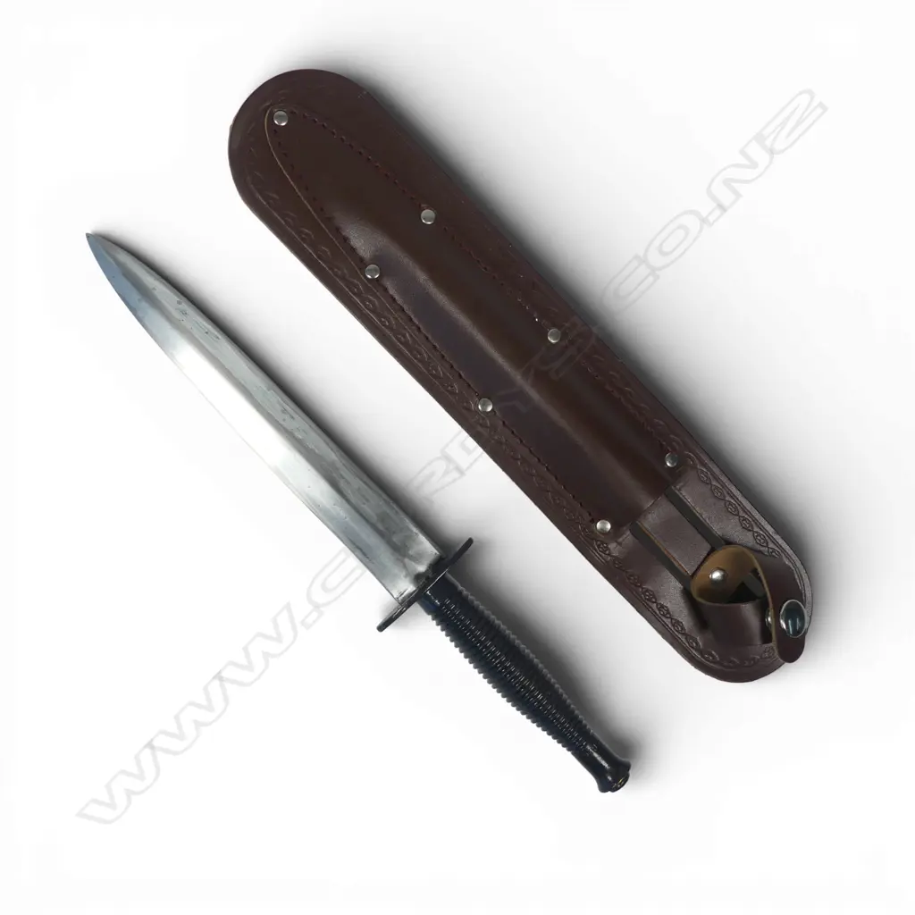 Replica Fairbairn-Sykes 3rd Pattern Commando Knife marked FR693 at the pommel, Image 1++