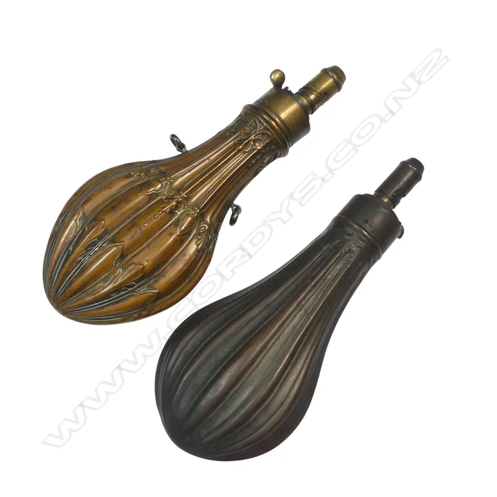 Two copper and brass bag-shaped shot flasks, Image 1++