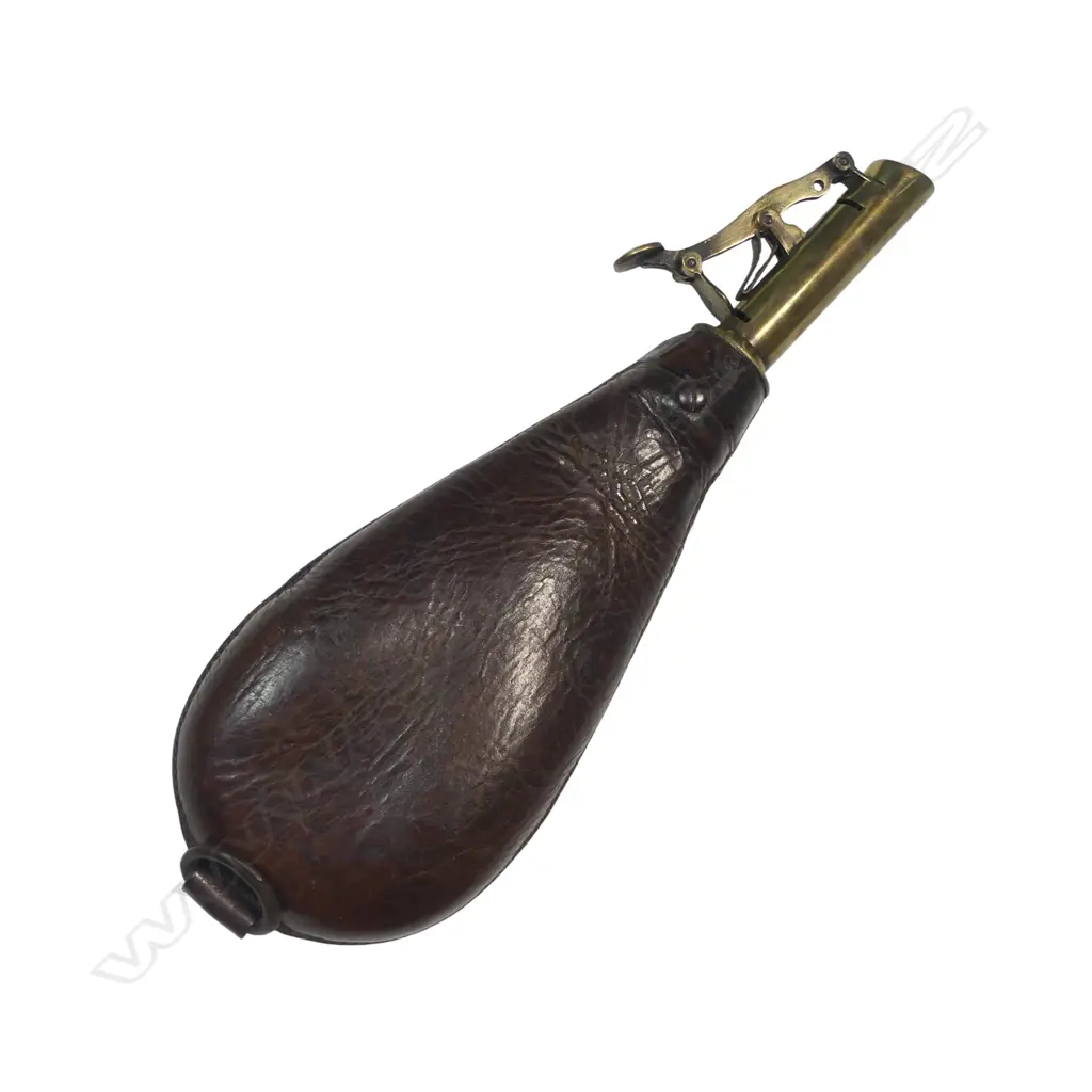 Leather bag shape 2½lb shot flask with English charger head to dispense 1 and 1½oz. L.230mm Image 1++