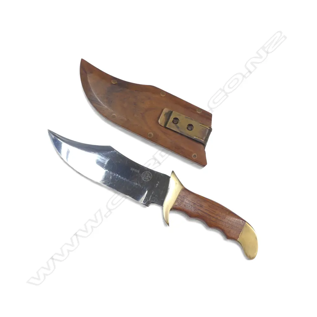 1980s Connecticut Valley Arms clip-point hunter knife in mahogany boot scabbard, Image 1++