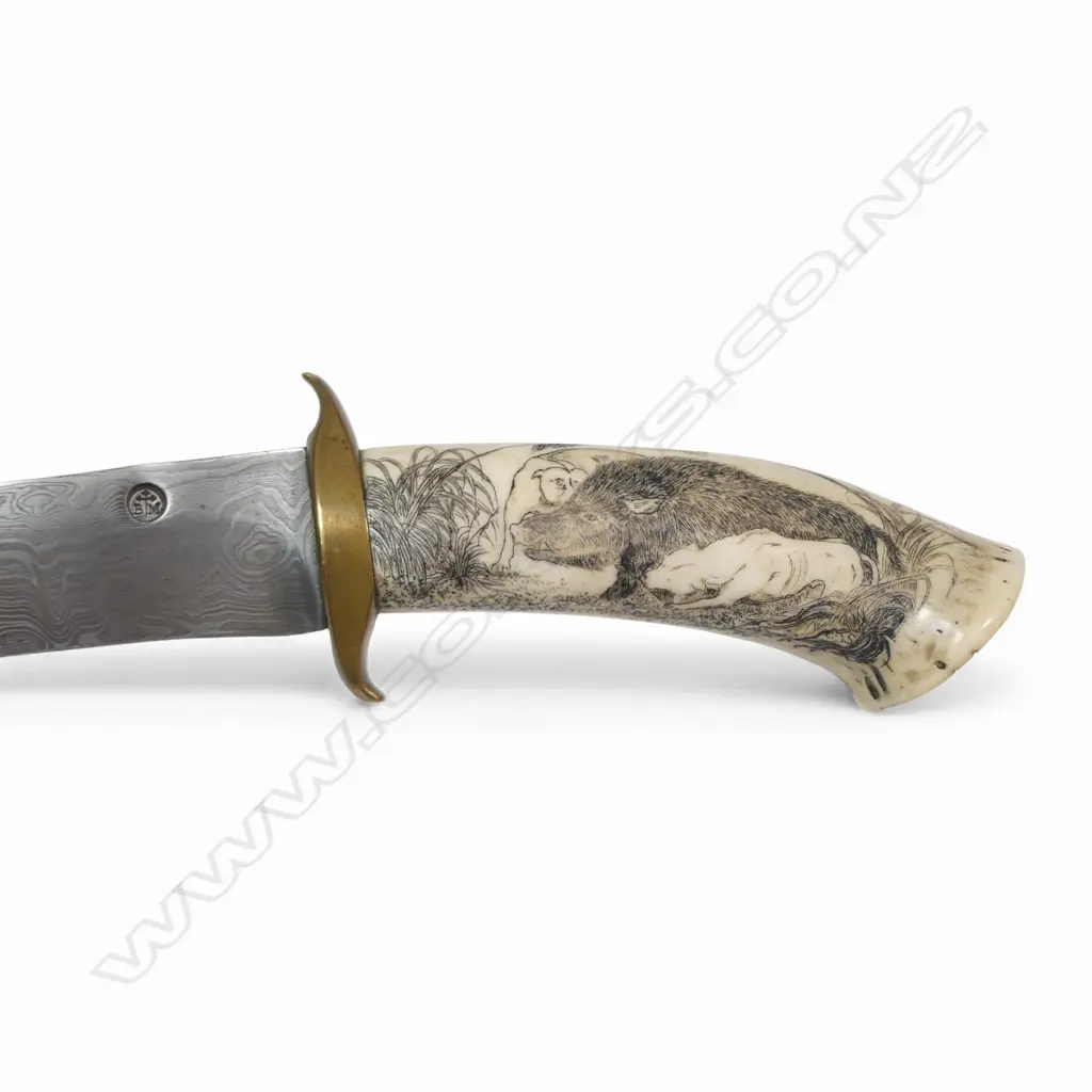 Damascus recurve-bladed hunting knife by Brian McDonald Taupō with scrimshaw antler handle by Chris Short, Image 1++