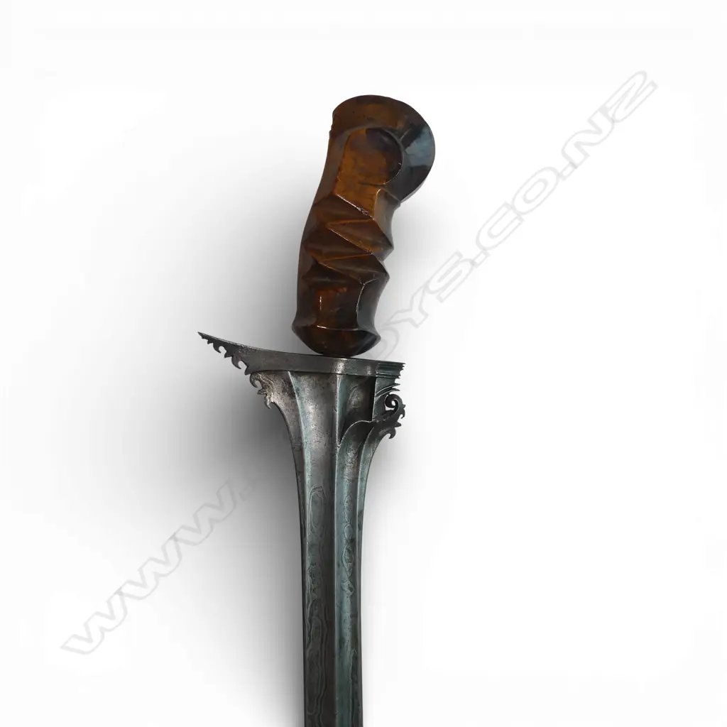 Impressive straight double edge bladed kris ("Maybe an executioner's kris"), Image 1++