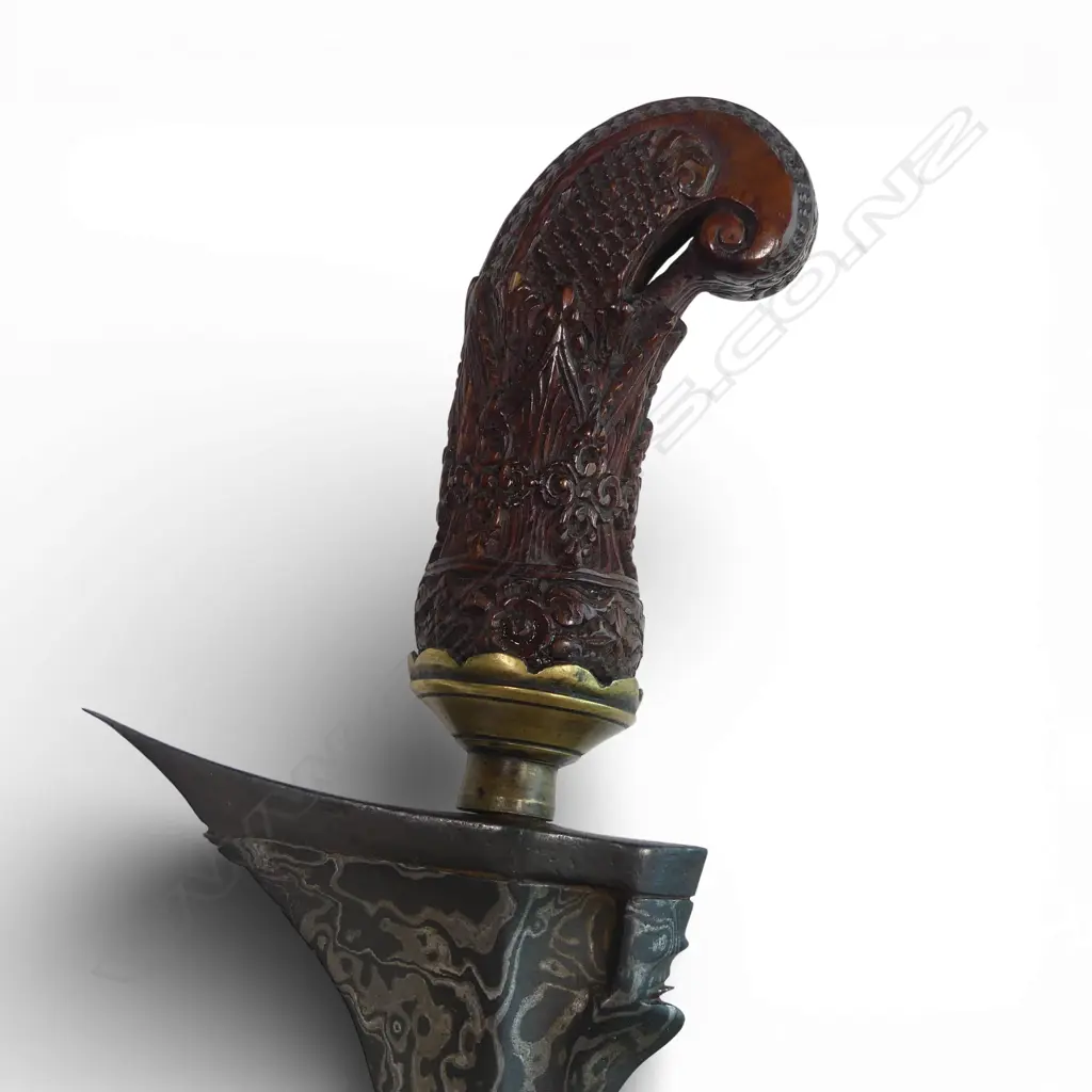 Kris with embossed brass bound scabbard with polished wood sarong, Image 1++