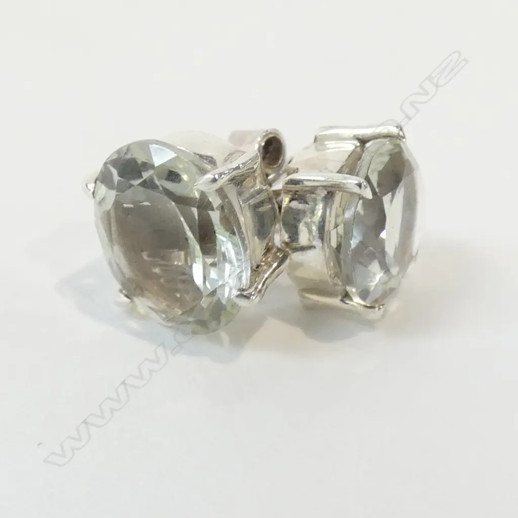 GREEN AMETHYST & 925 SILVER EARRINGS Image 1++
