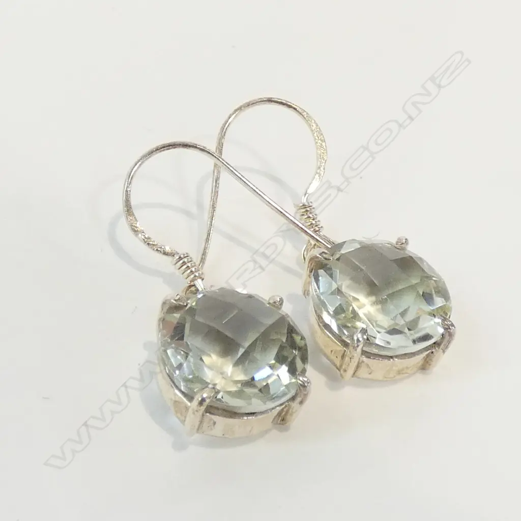 PALE GREEN AMETHYST & 925 SILVER EARRINGS Image 1++