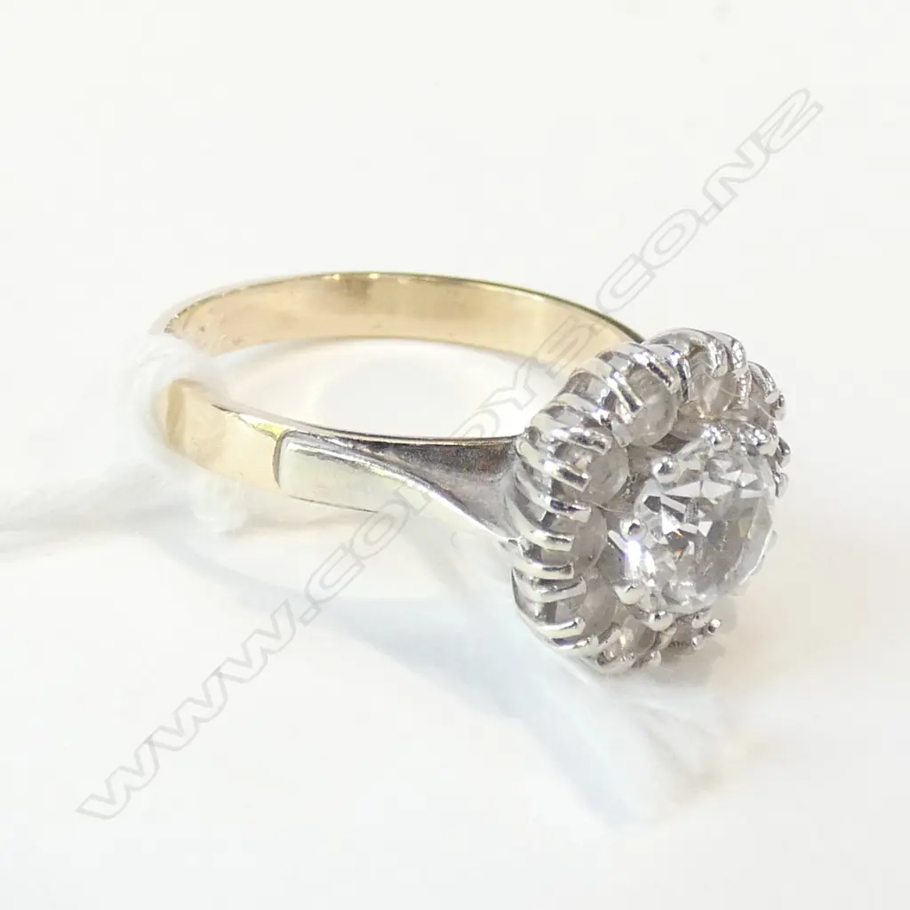 9CT GOLD & CRYSTAL RING  Image 1++