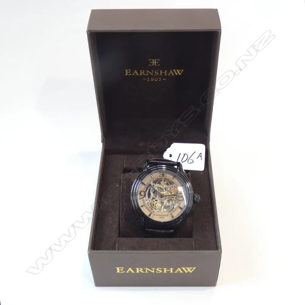 MENS EARNSHAW WATCH / BLACK LEATHER STRAP -  IN ORIGINAL BOX Image 1++