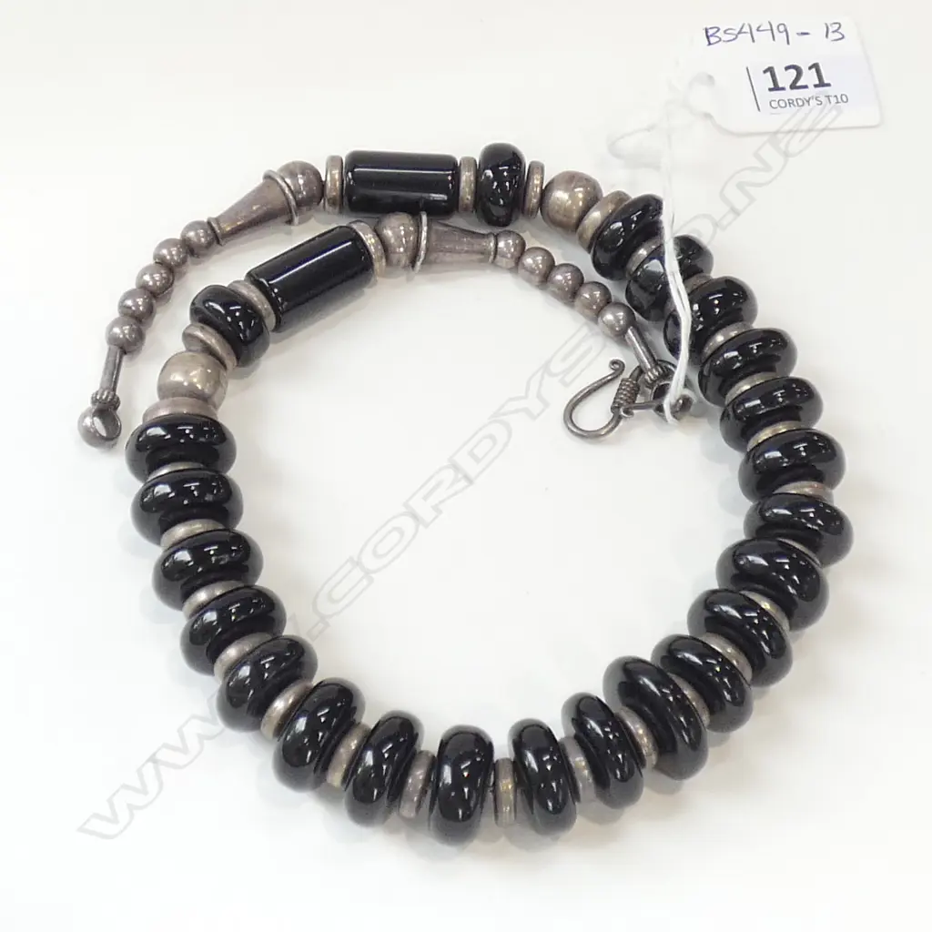 ONYX AND STERLING NECKLACE Image 1++