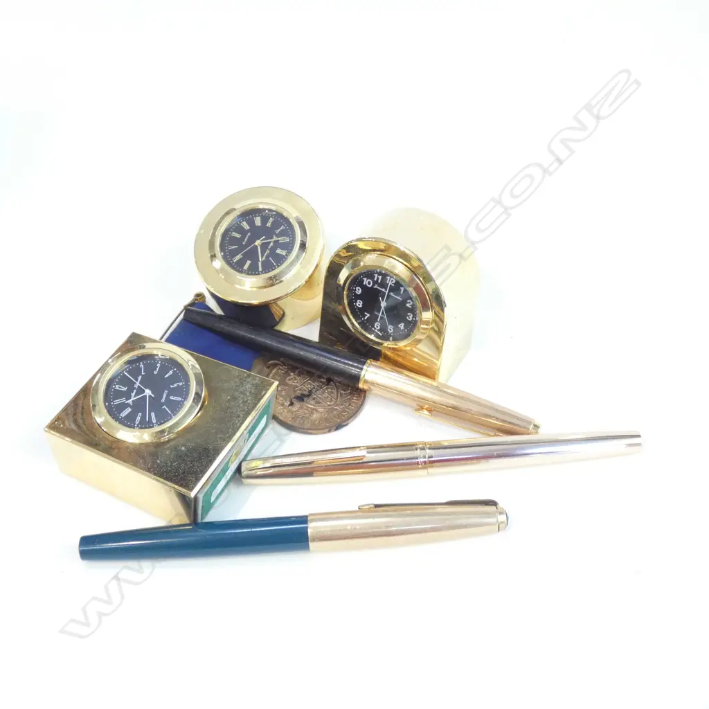 LOT ROYAL VISIT 53/54 MEDAL/3 FOUNTAIN PENS + 3 DESK CLOCKS Image 1++