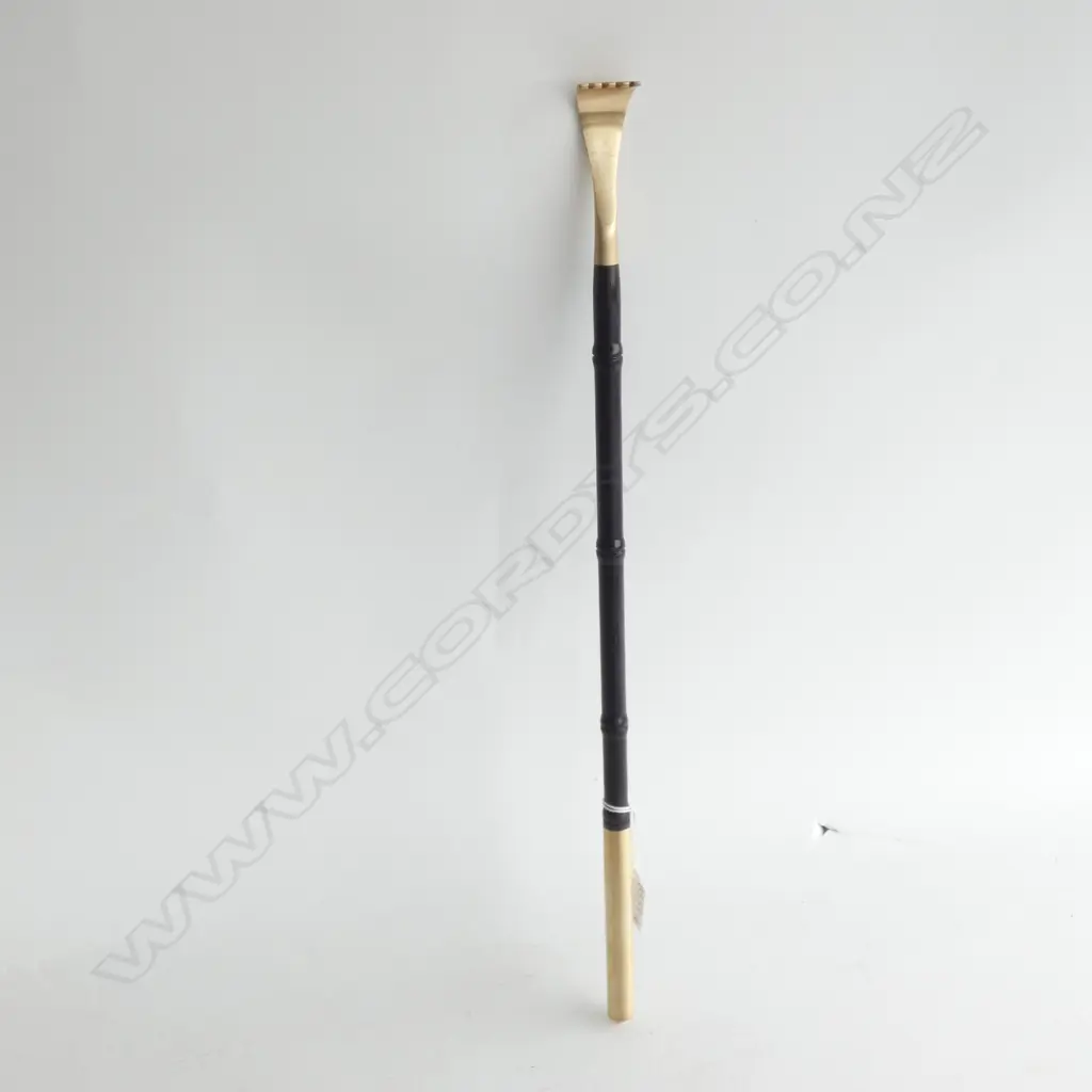 CHINESE ROSEWOOD & BRASS BACK SCRATCHER L. 465MM Image 1++