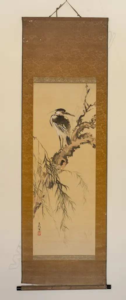SCROLL PAINTING OF A EGRET PERCHED IN AN ANCIENT WILLOW ... Image 1++