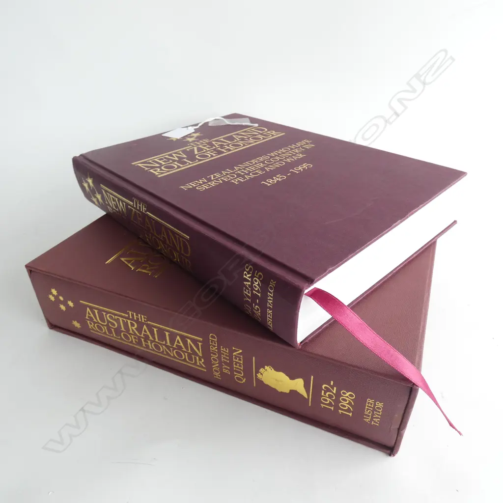 2 ALISTER TAYLOR BOOKS; 'THE NEW ZEALAND ROLL OF HONOUR' & AUSTRALIAN Image 1++