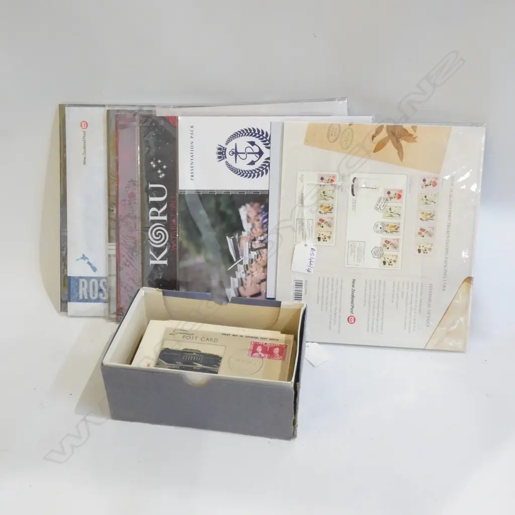 COMMEMORATIVE FIRST DAY COVERS + ASST. MODERN NZ STAMP PACKS Image 1++