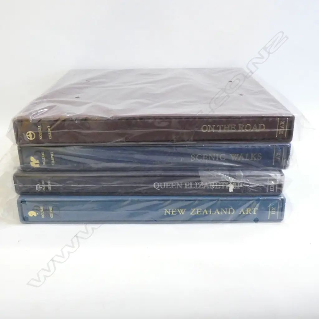 FOUR SPECIAL EDITION PRESENTATION NZ STAMP BOOKS  Image 1++