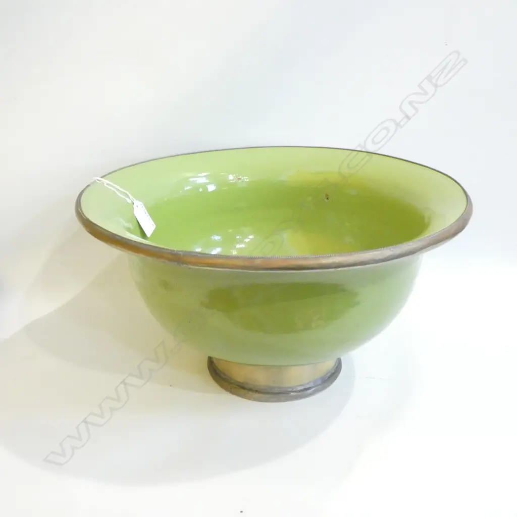 LG GREEN CERAMIC EP RIMMED & FOOTED BOWL DIA 350MM Image 1++