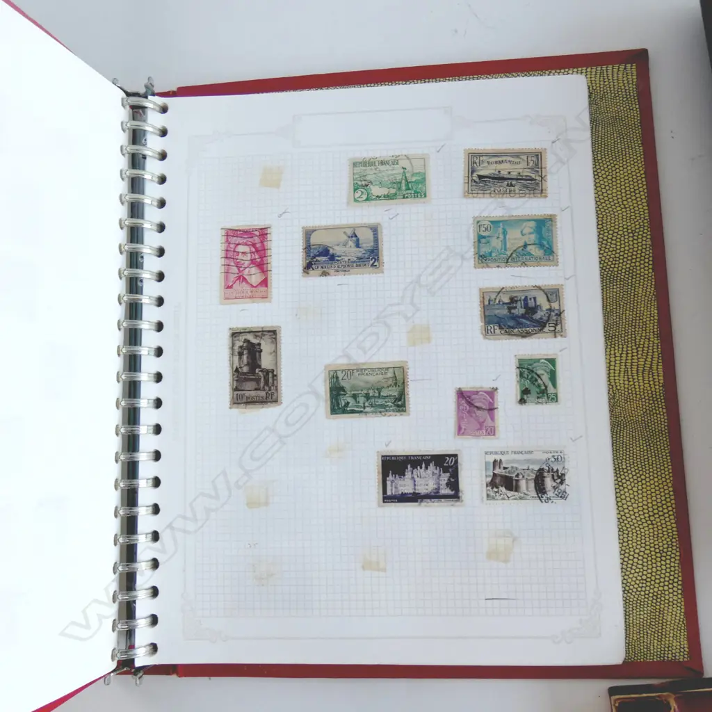 STAMPS; WORLD COLLECTION IN 3 ALBUMS Image 1++