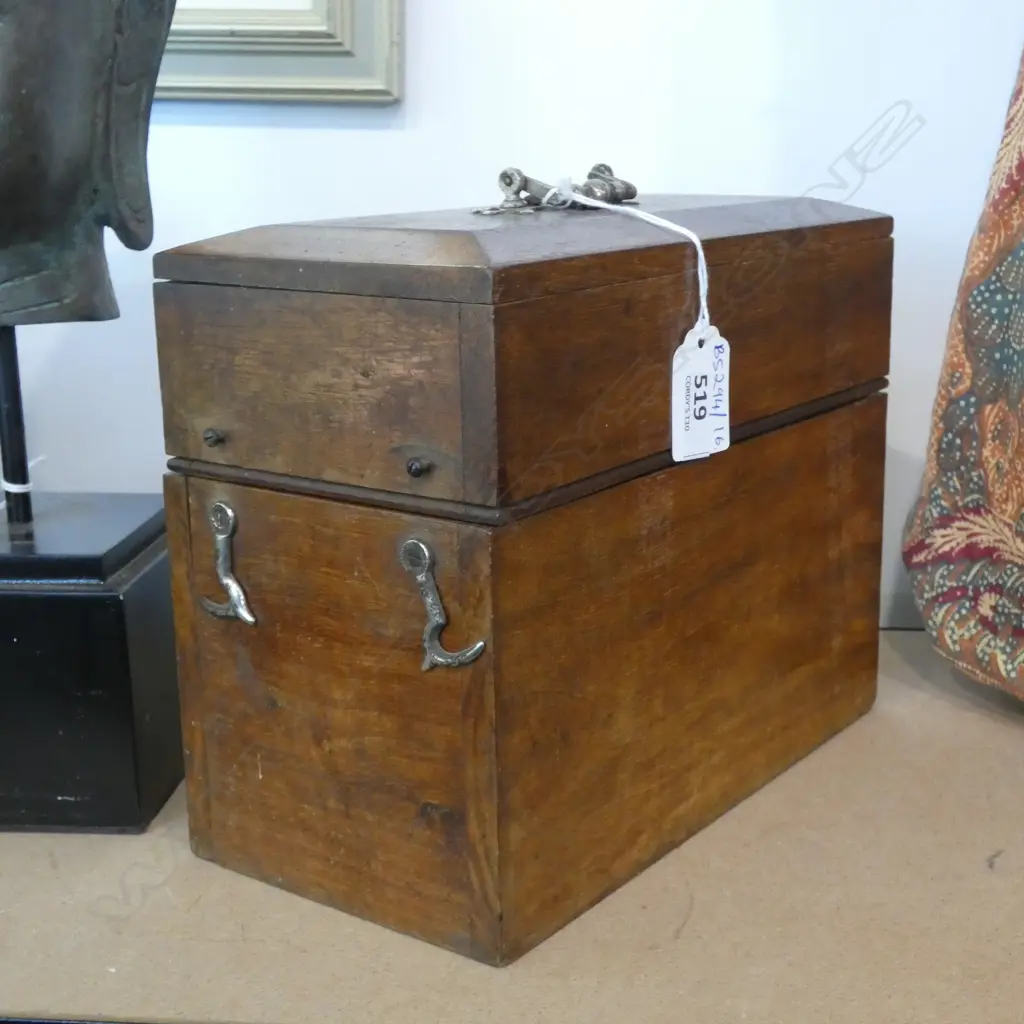 ANTIQUE MAHOGANY BOX W.220mm Image 1++