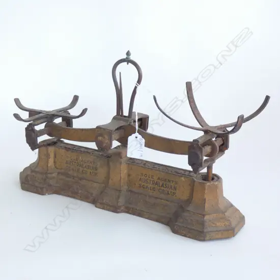OLD SCALES W.360mm