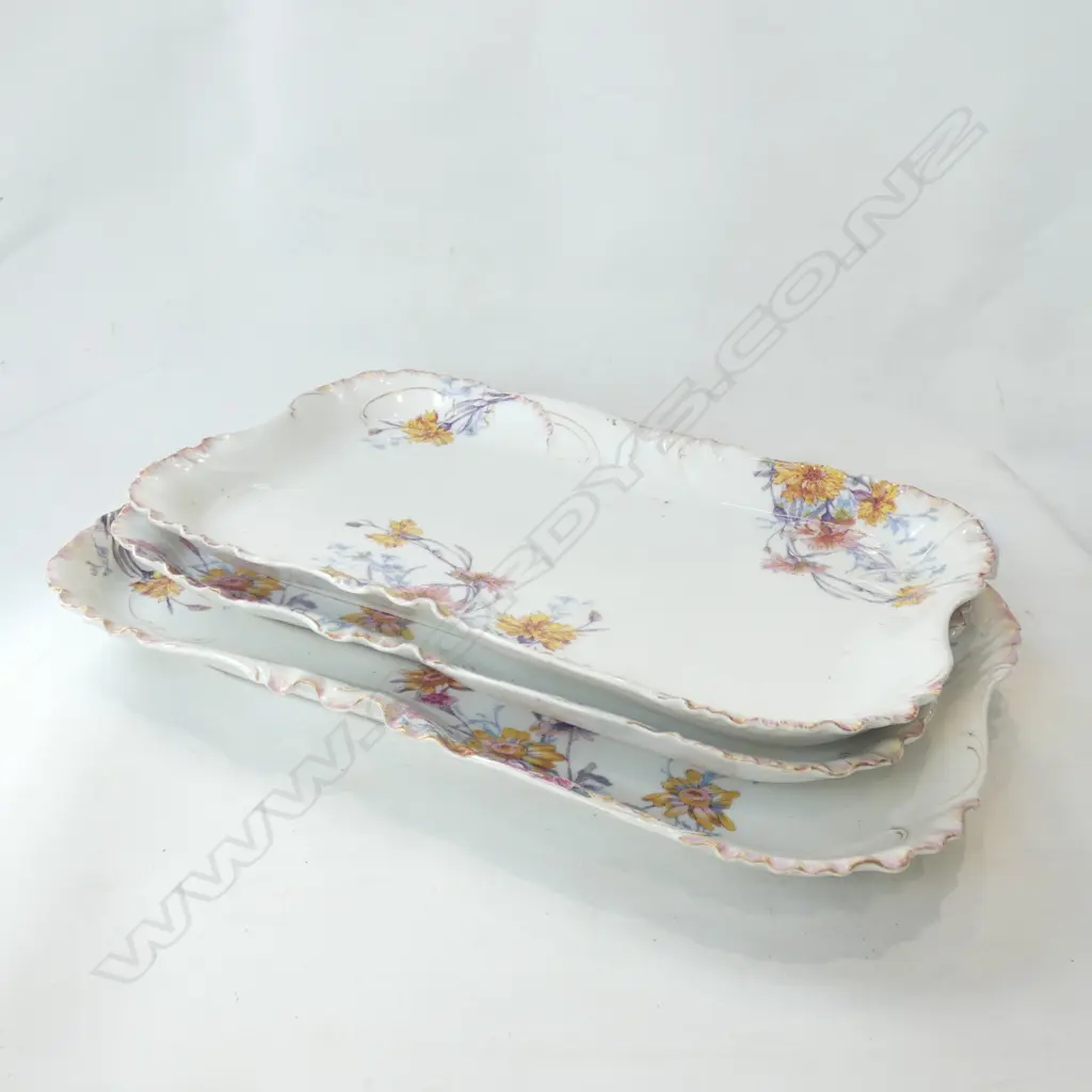 3 LG HAVILAND FRENCH PORCELAIN PLATTERS; LARGEST L 470MM  Image 1++