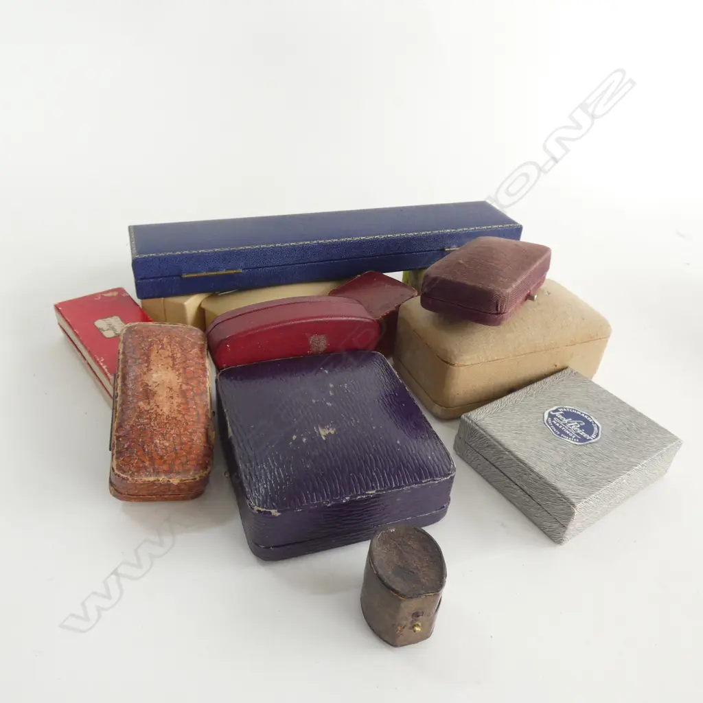 BAG ASST OLD JEWELLERY BOXES Image 1++