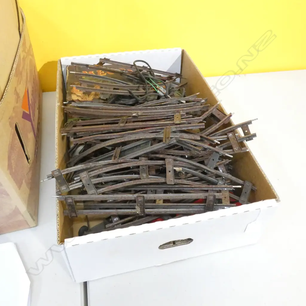 LG BOX LOT ASST OLD TOYS / CAR PARTS / TRAIN TRACKS ETC.. Image 1++