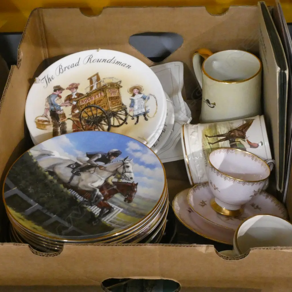 BOX LOT COLLECTORS PLATES, HORSE MUGS ETC Image 1++