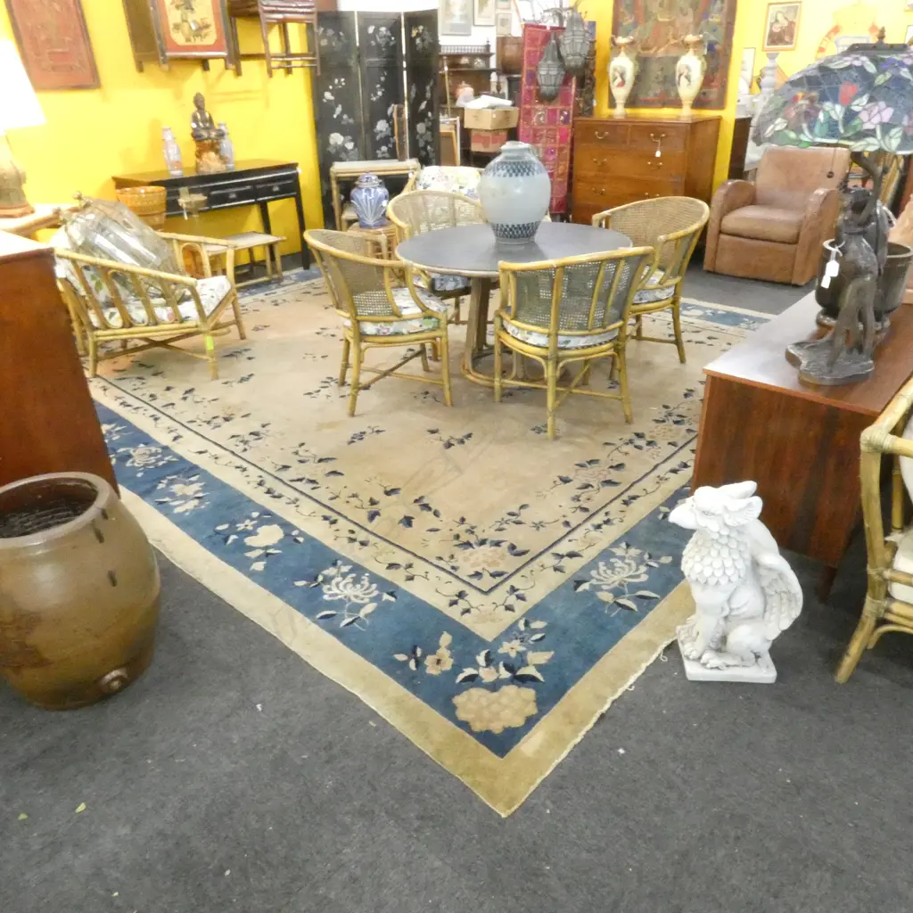 LARGE CHINESE CARPET Image 1++