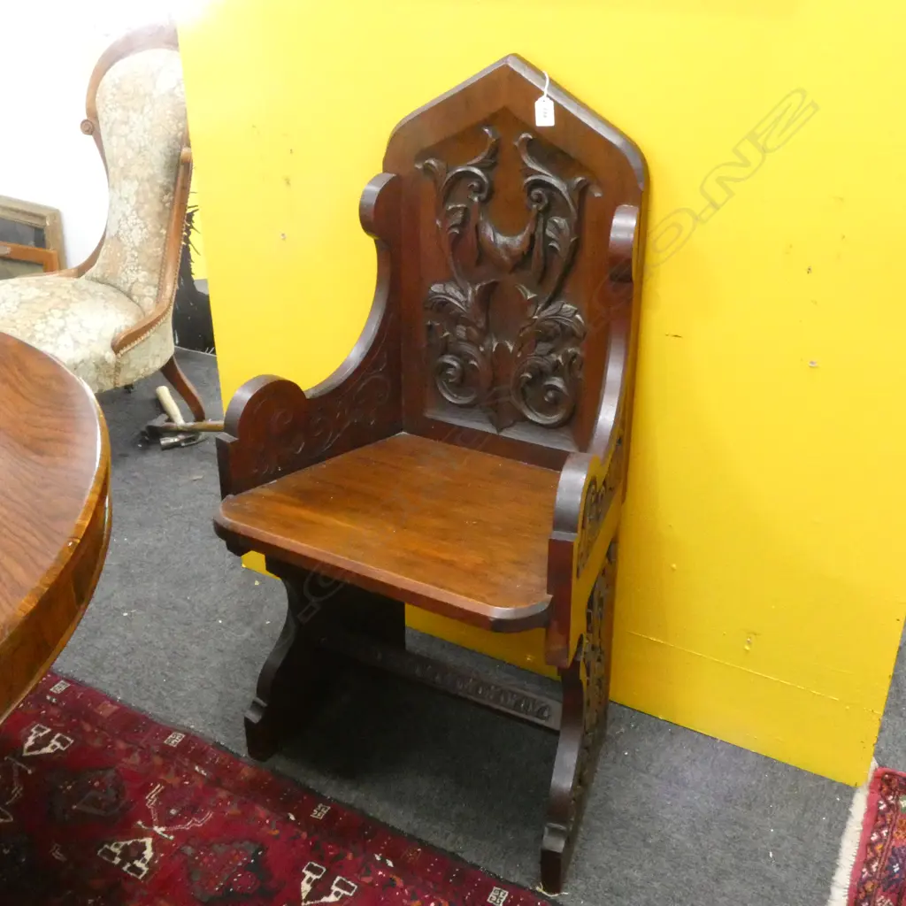 1925 CARVED HALL CHAIR Image 1++