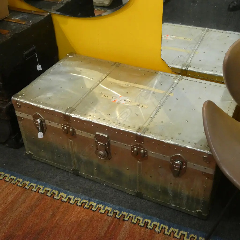 SILVER METAL STEAMER TRUNK L.1020mm Image 1++