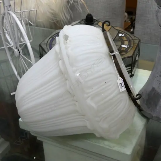 LARGE EDWARDIAN MILK GLASS PENDANT LIGHT FITTING H.350mm AF