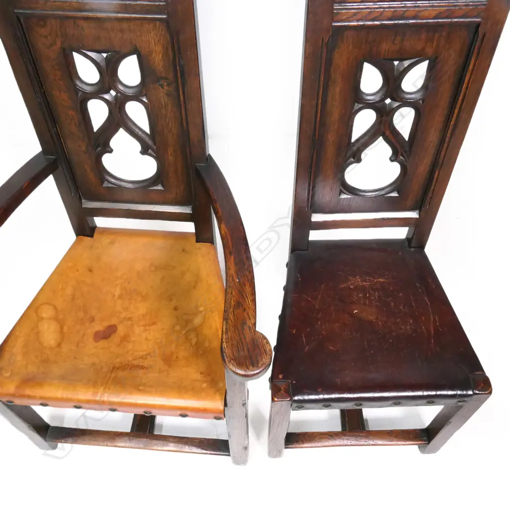 SET OF 4 CHAIRS WITH LEATHER SEATS. INCL ONE CARVER LIGHTER BROWN LEATHER Image 1++