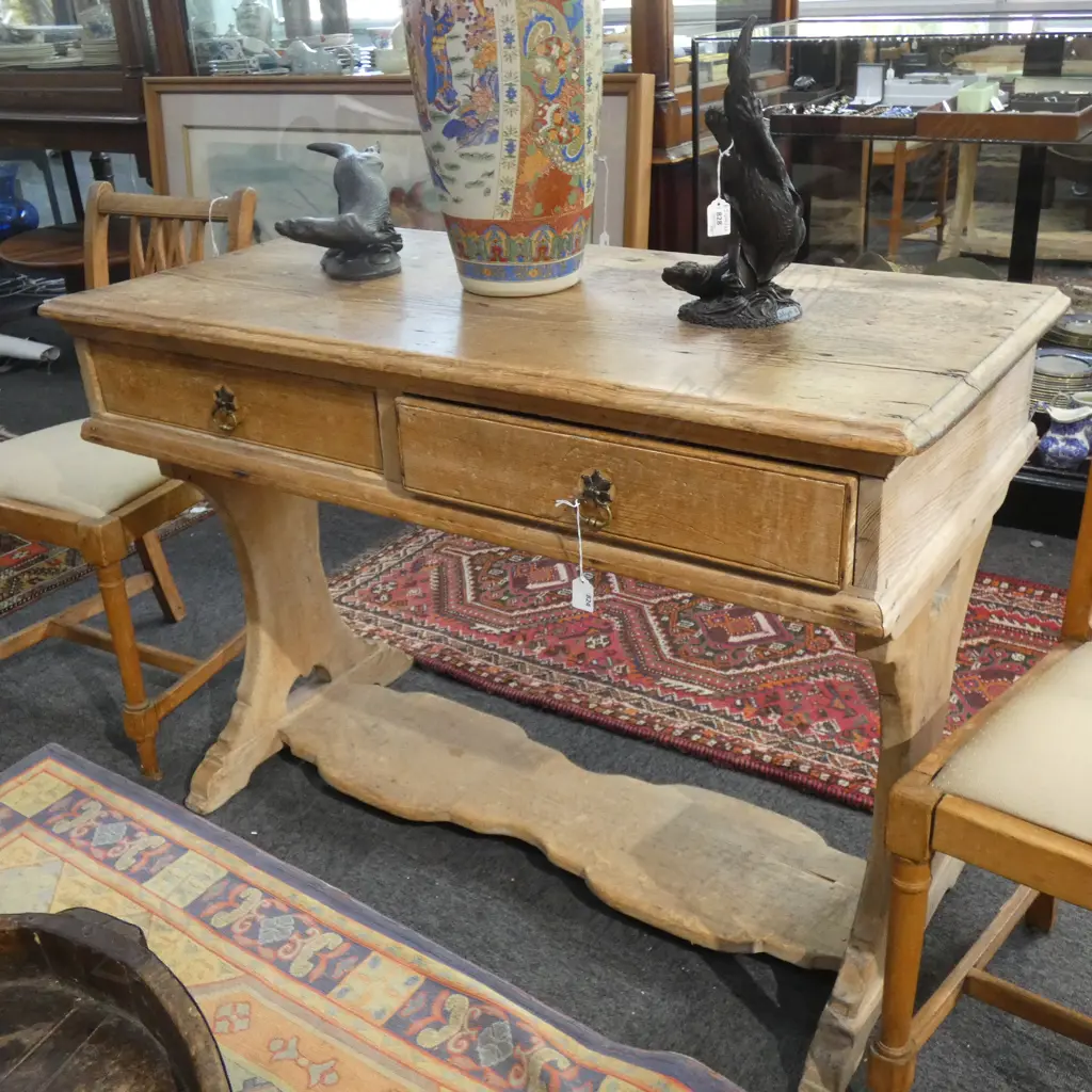 OLD WHITE PINE HALL STAND L 1120MM Image 1++