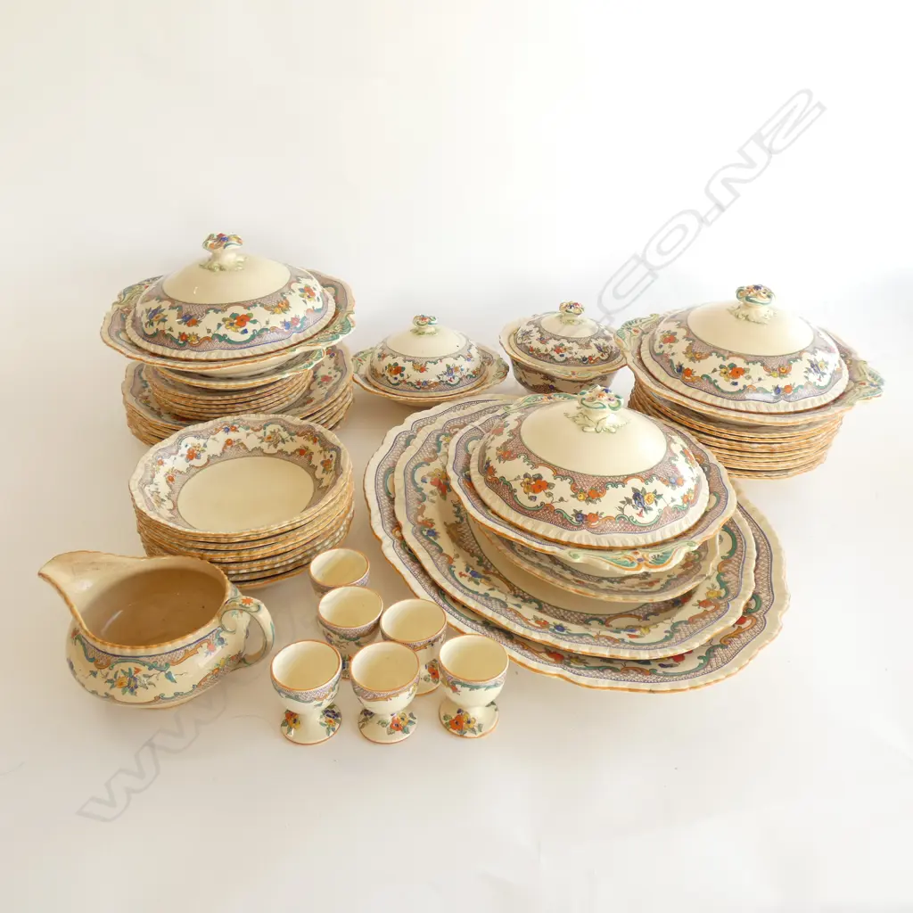 MASON IRONSTONE LARGE DINNER SERVICE Image 1++