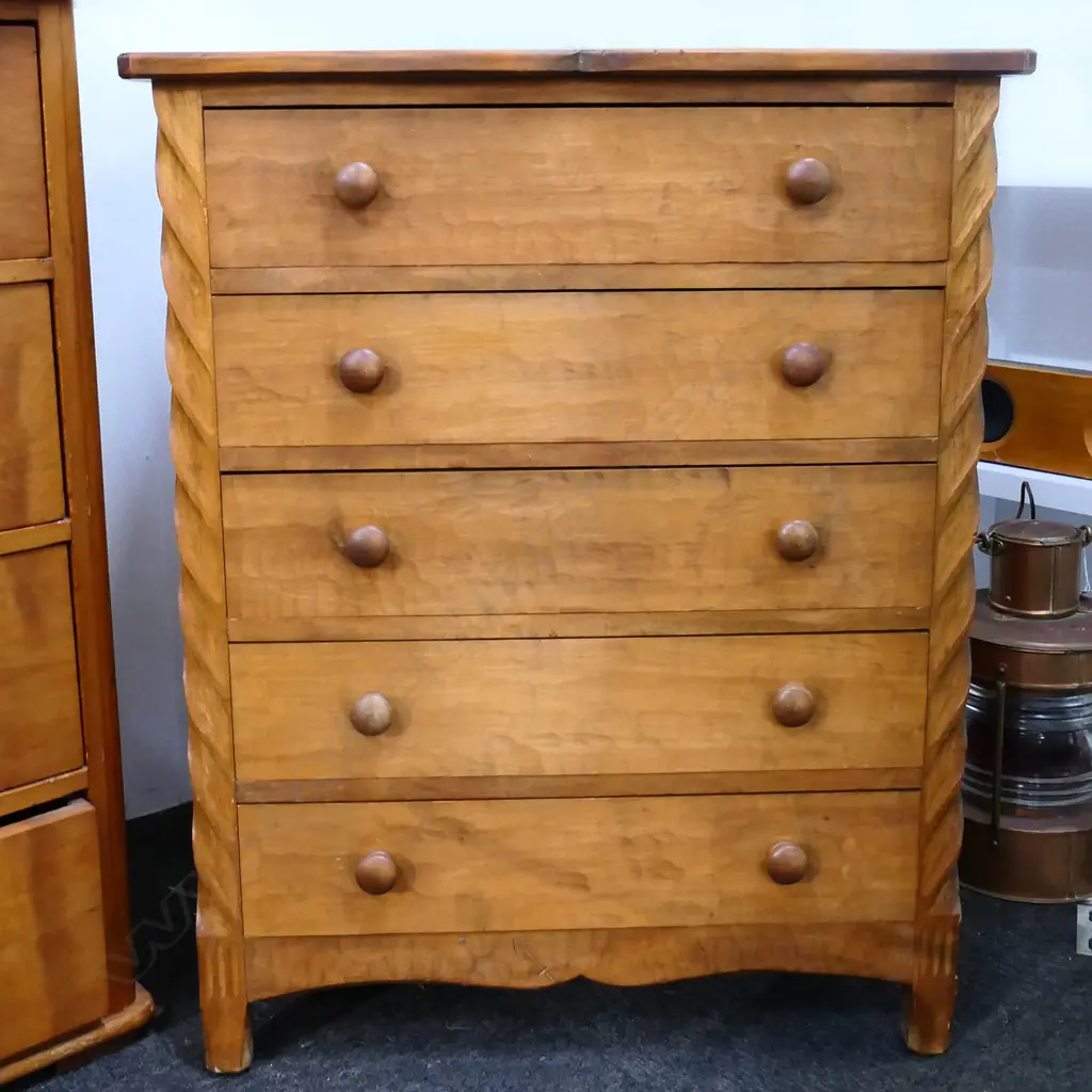 VINTAGE RIMU CHAPMAN-TAYLOR 5 DRAWER CHEST, 760 X 445 X 955MM Image 1++