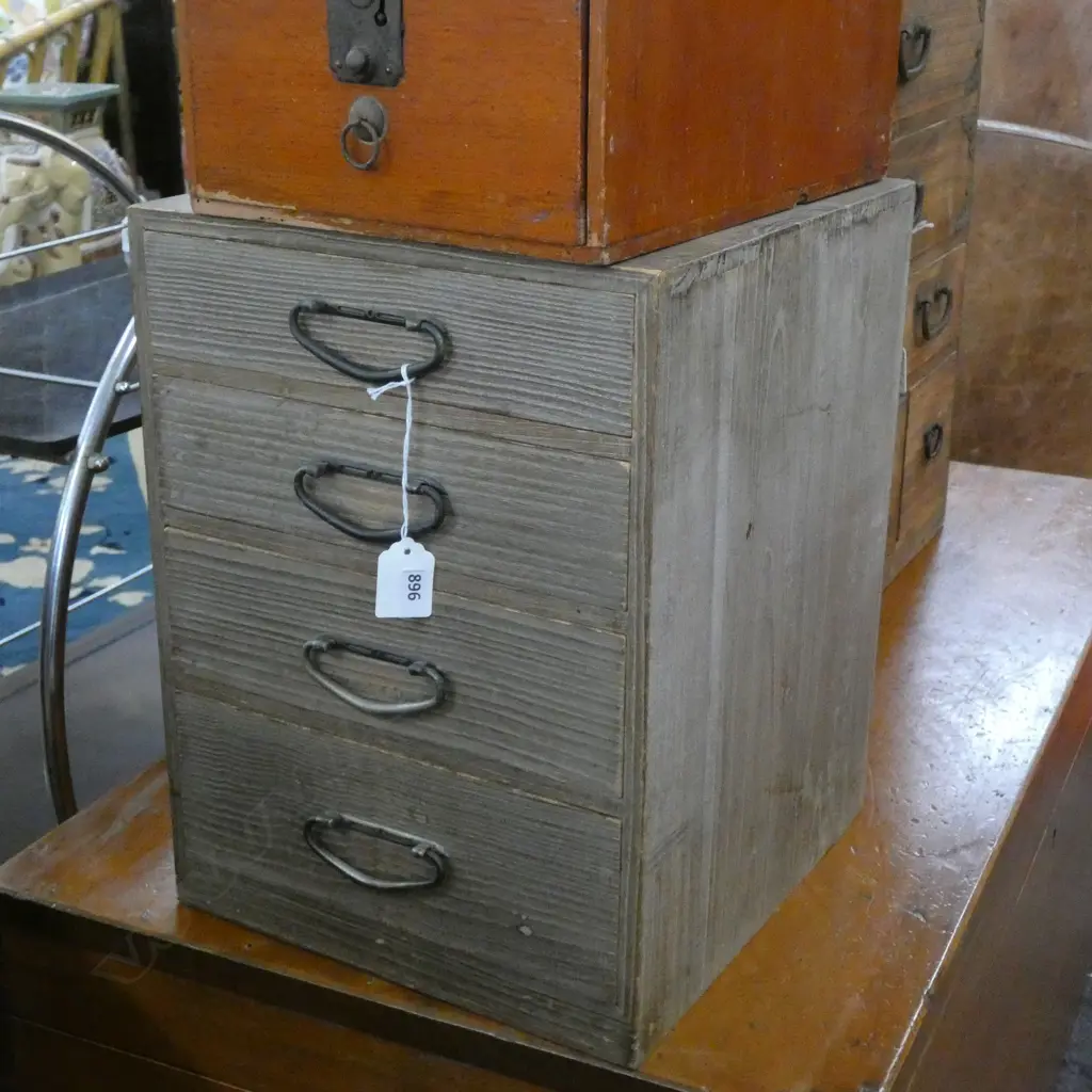 OLD JAPANESE SMALL COLLECTOR'S CHEST 4 DRAWER... Image 1++